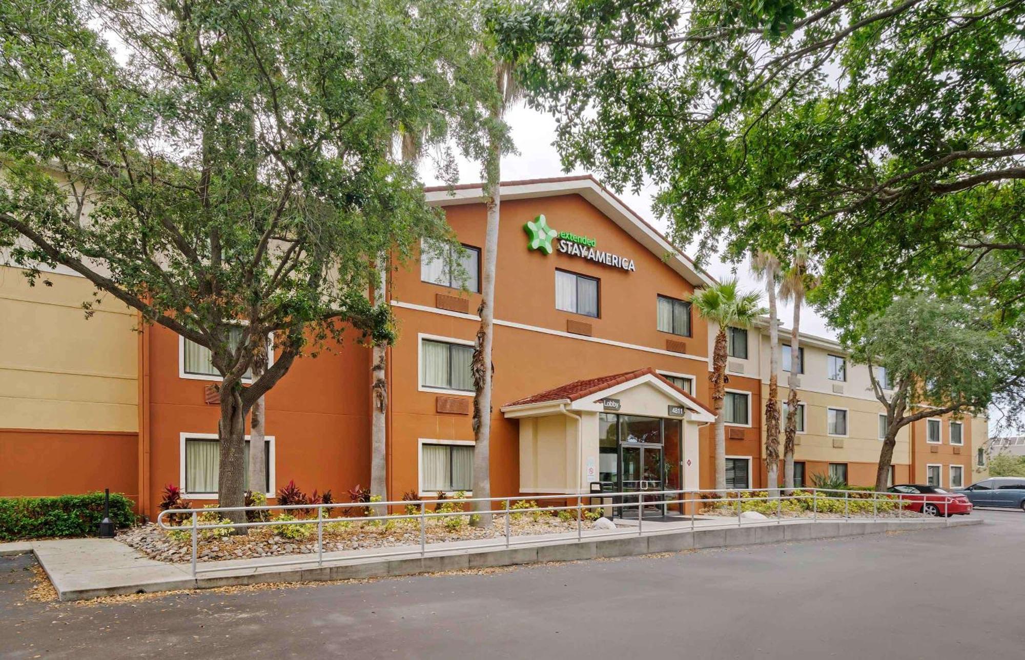 فندق إكستندد ستاي أميركا مطار تامبا ميموريال هوي West Chase المظهر الخارجي الصورة